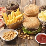Фаст-фуд, вредная еда при холестерине